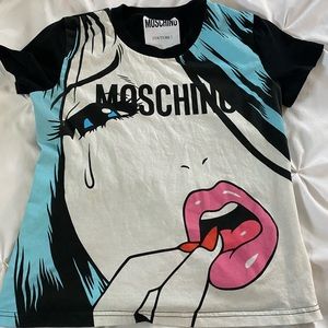 🖤Moschino T-Shirt!🖤